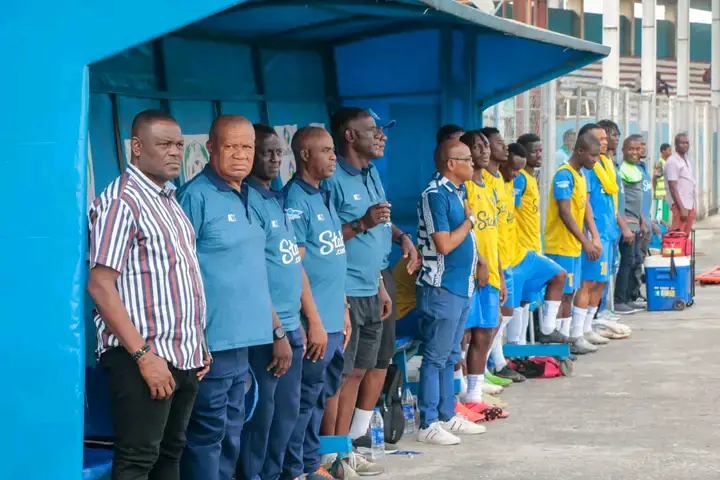 Nigeria : Enyimba retrouve la victoire, mais le travail continue pour l’entraîneur Eguma