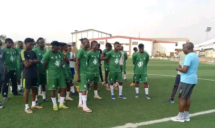 Nigeria : Gbenga Ogunbote prévoit un second tour difficile pour 3SC