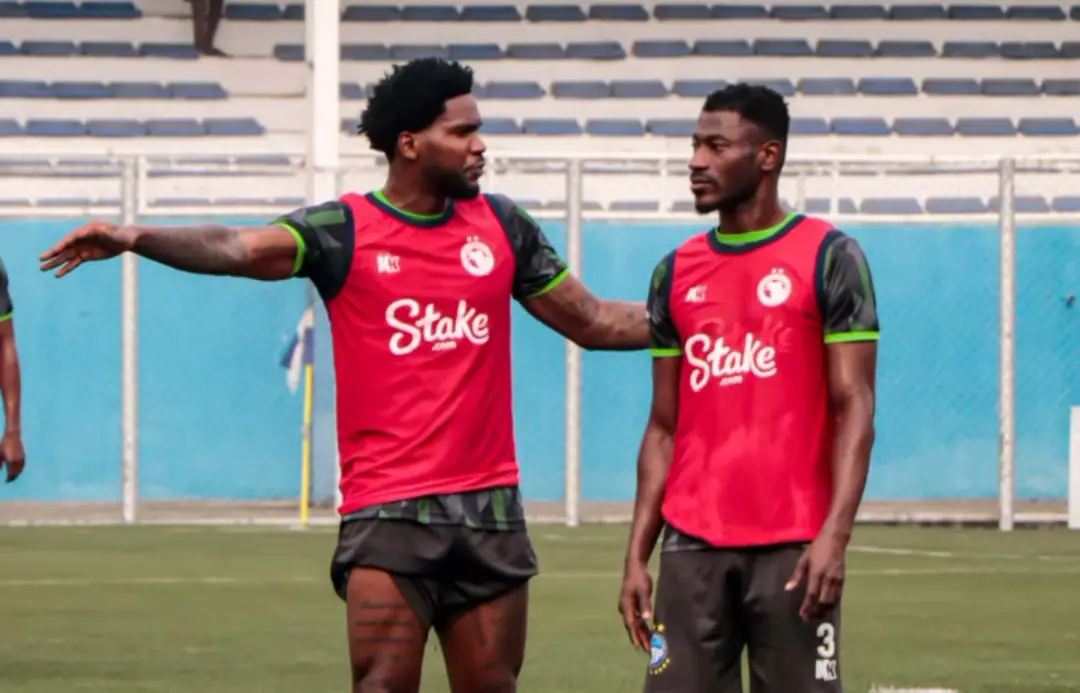 Nigeria : Le retour des joueurs expatriés, une aubaine pour la NPFL selon Brown Ideye