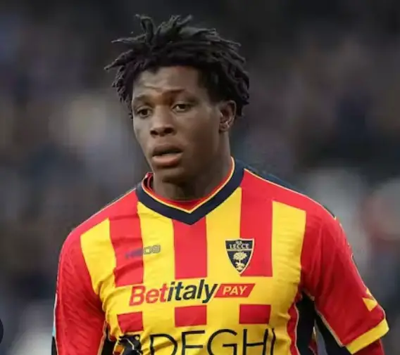 Patrick Dorgu : Transfert imminent de Lecce à Manchester United