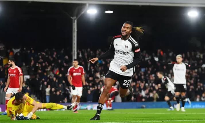 Royaume-Uni : Alex Iwobi appelle Fulham à tourner la page après la défaite face à West Ham