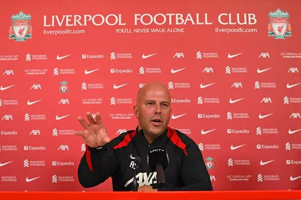Royaume-Uni : Arne Slot met en garde Liverpool contre le pressing de Brentford