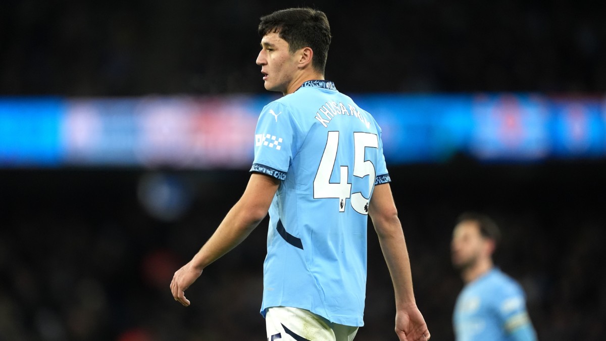 Royaume-Uni : Débuts difficiles pour Abdukodir Khusanov à Manchester City