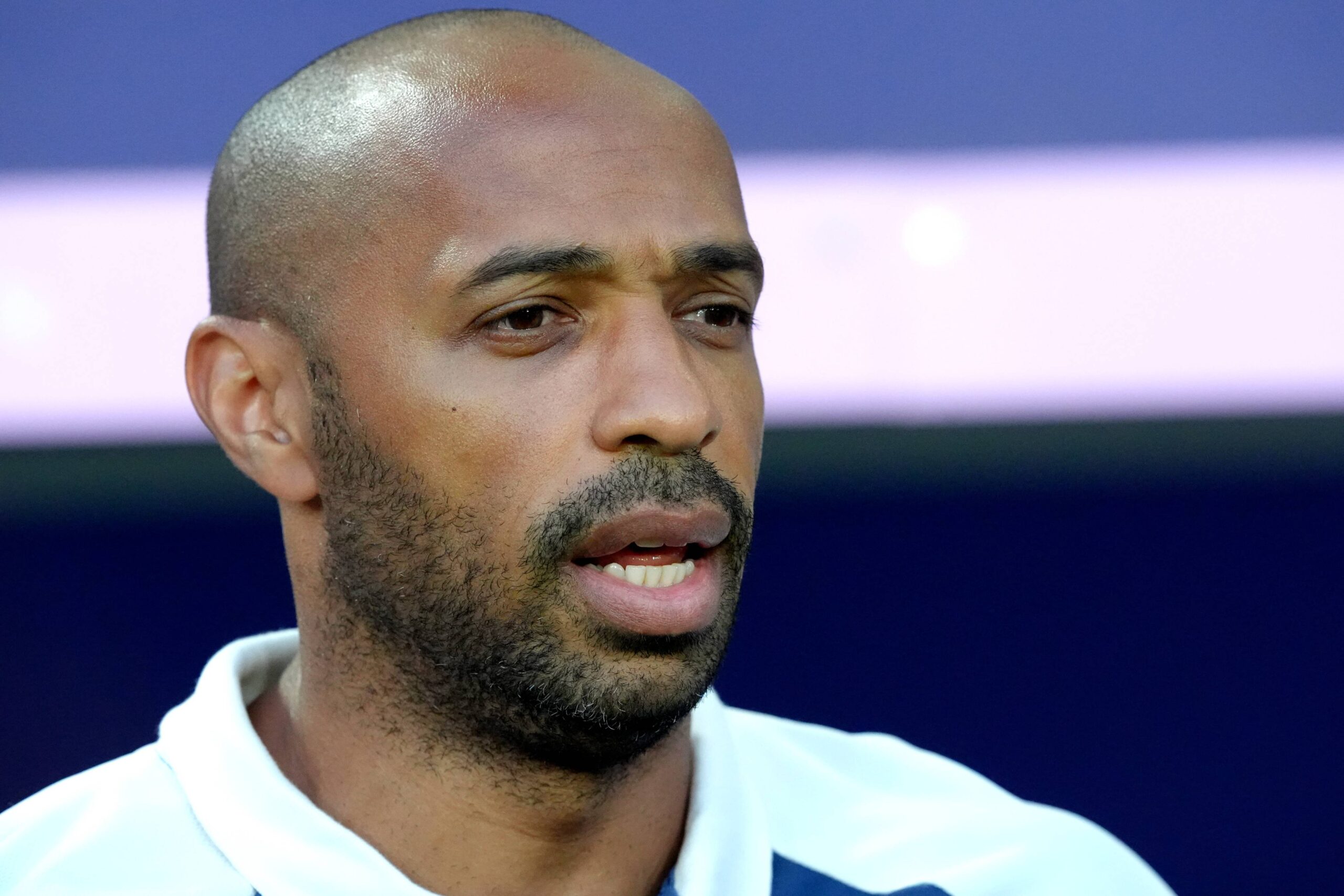 Royaume-Uni : Thierry Henry défend les performances offensives d’Arsenal
