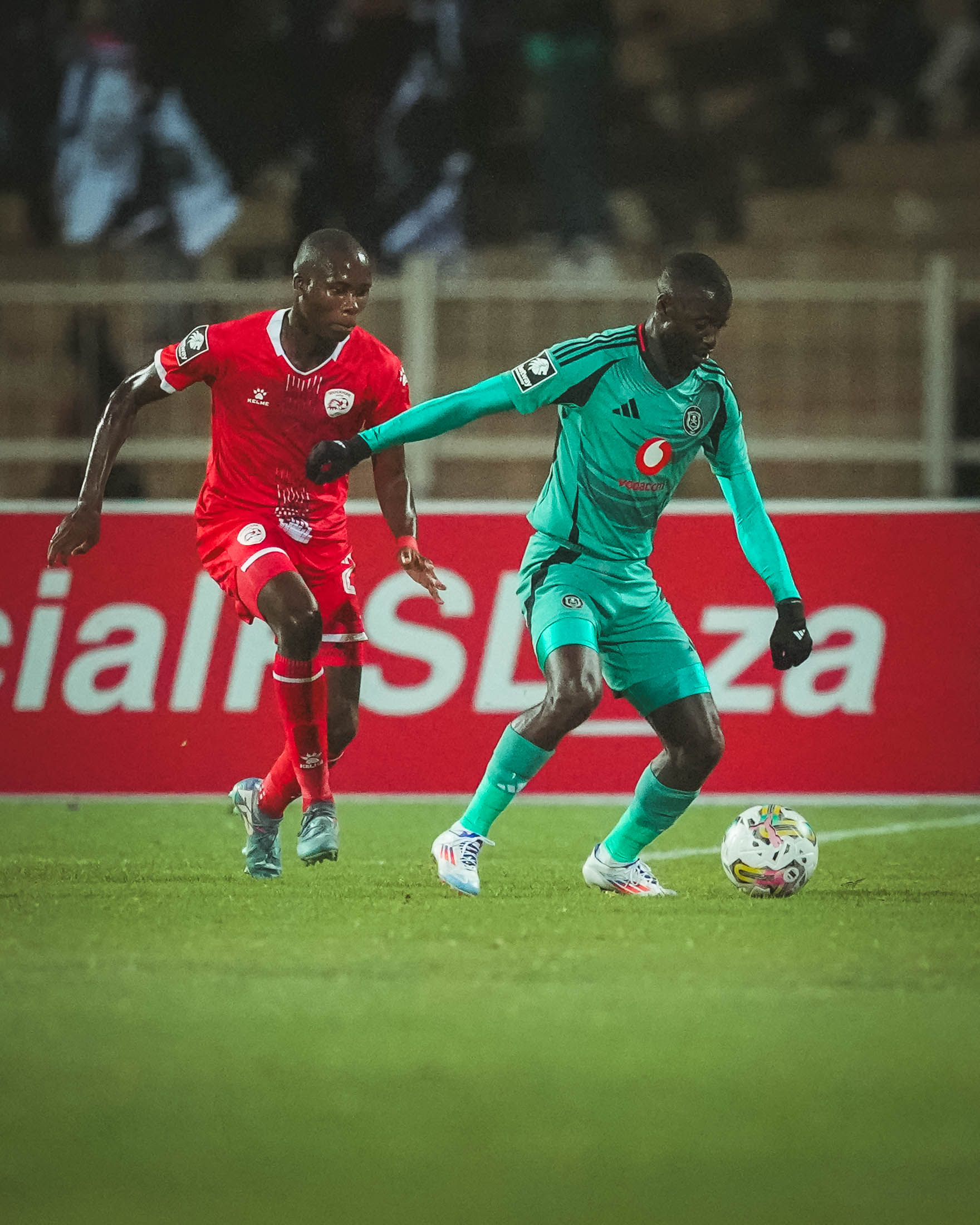 Afrique du Sud : Orlando Pirates résistent à Sekhukhune et s’imposent 2-1