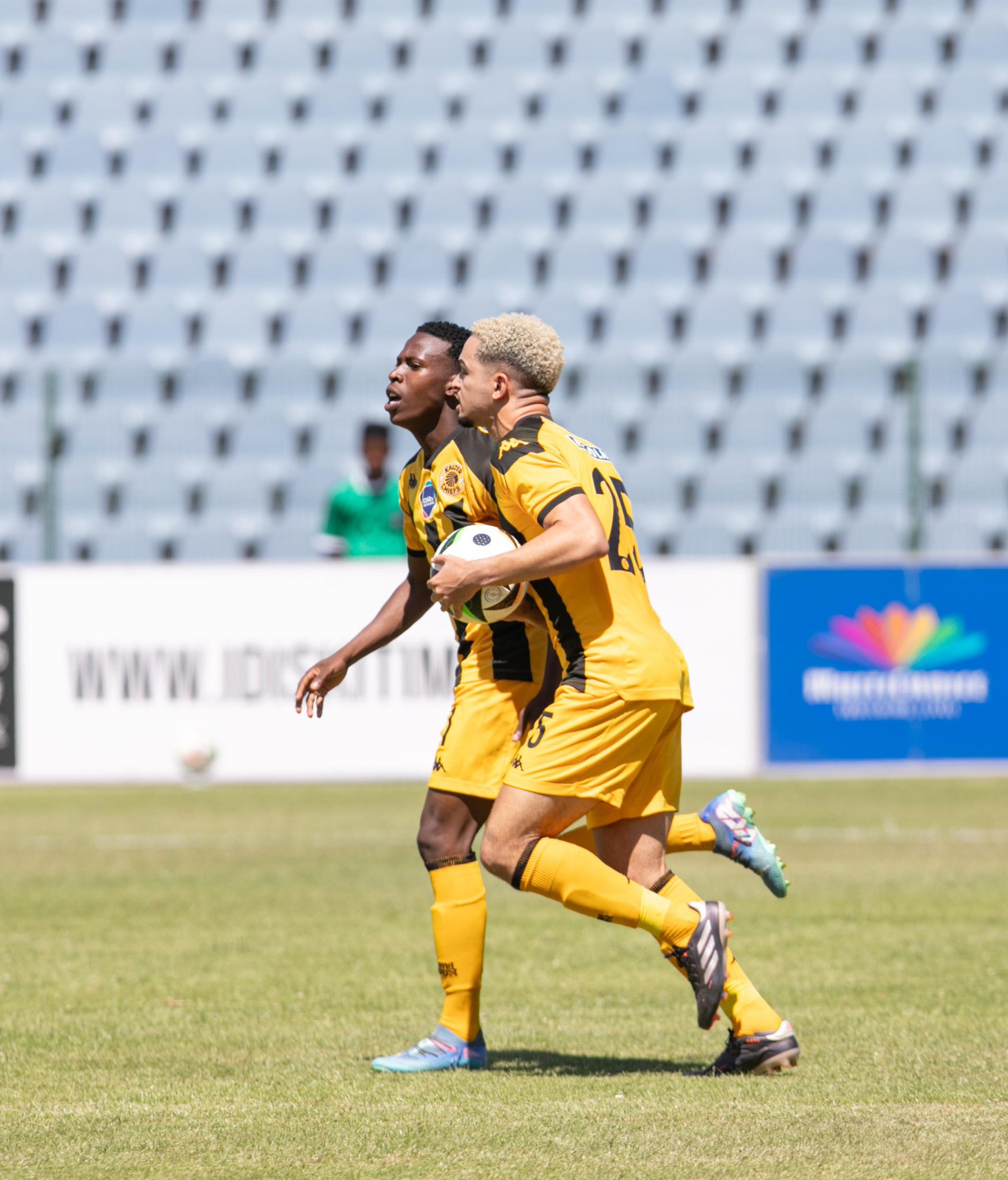 Afrique du Sud : Sundowns face à l’épreuve des Chiefs dans la DDC