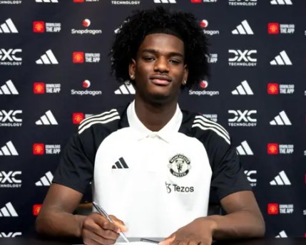 Angleterre : Ayden Heaven signe avec Manchester United