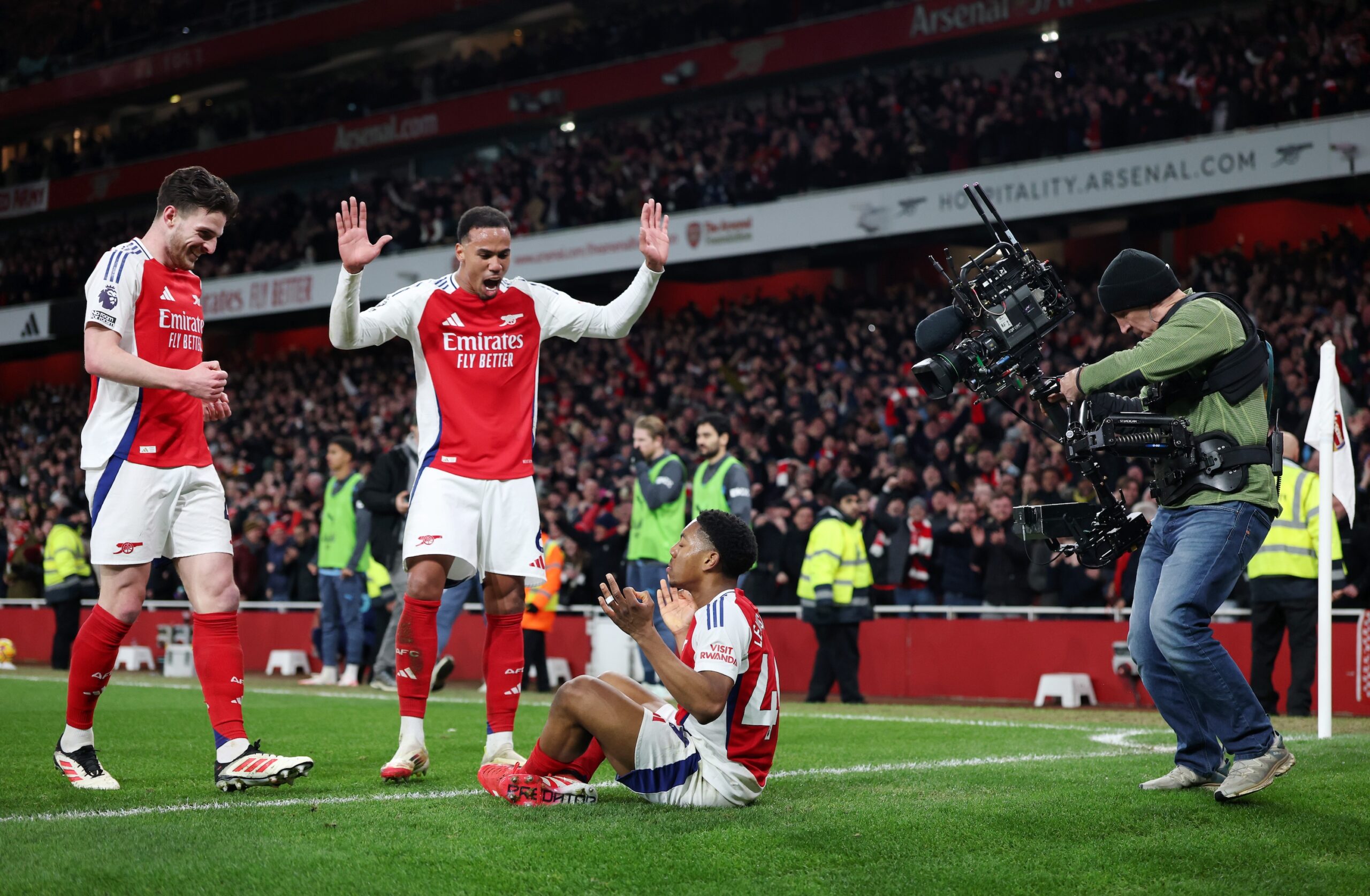 Angleterre : Mikel Arteta appelle ses joueurs à rester humbles après une victoire écrasante contre Manchester City