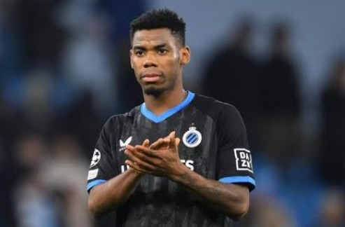 Belgique : Raphael Onyedika blessé lors du match Club Brugge vs Standard Liège