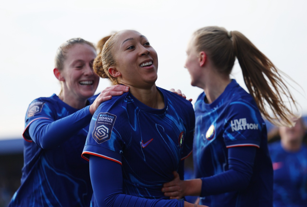 Chelsea renforce sa domination en WSL avec une victoire 2-1 contre Everton