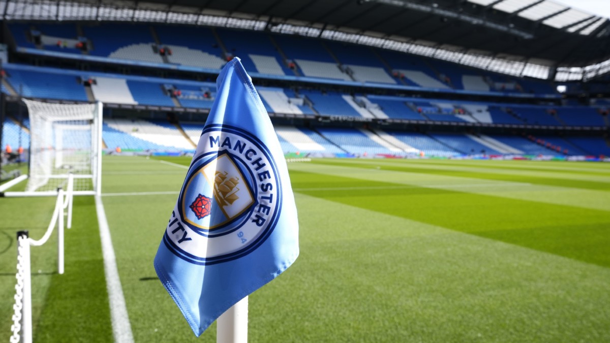 Règles commerciales de la Premier League déclarées ‘nulles’: défis de Manchester City