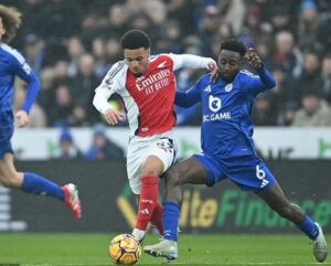 Royaume-Uni : Wilfred Ndidi se distingue malgré la défaite de Leicester contre Arsenal