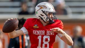 Taylor Elgersma : Un espoir inattendu du football canadien pour la NFL