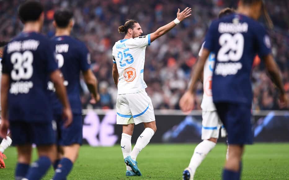 Adrien Rabiot retourne à Paris avec l’OM dans une ambiance tendue