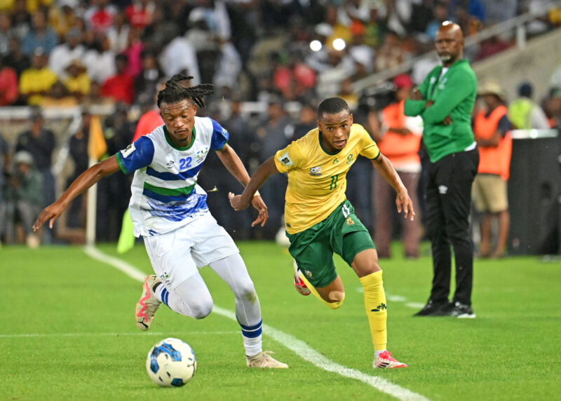 Afrique du Sud : Hugo Broos encense deux jeunes joueurs après la victoire de Bafana Bafana