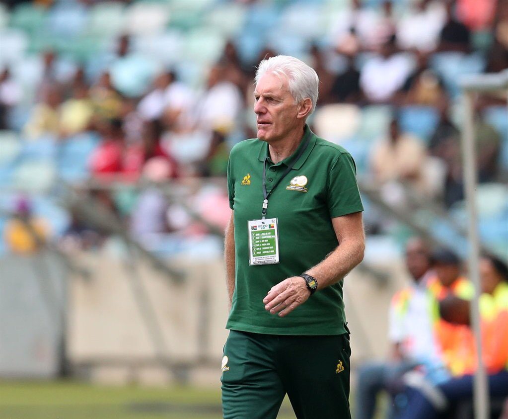 Afrique du Sud : Hugo Broos refuse de commenter la controverse autour de Mokoena