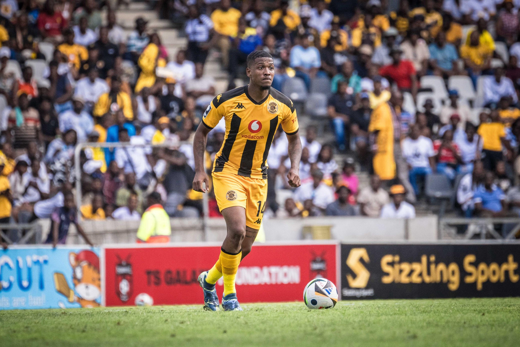 Afrique du Sud : L’absence stratégique d’un défenseur des Kaizer Chiefs expliquée par l’entraîneur