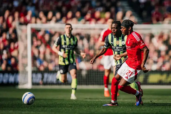 Angleterre : Aina et Awoniyi brillent lors de la victoire de Nottingham Forest contre Man City