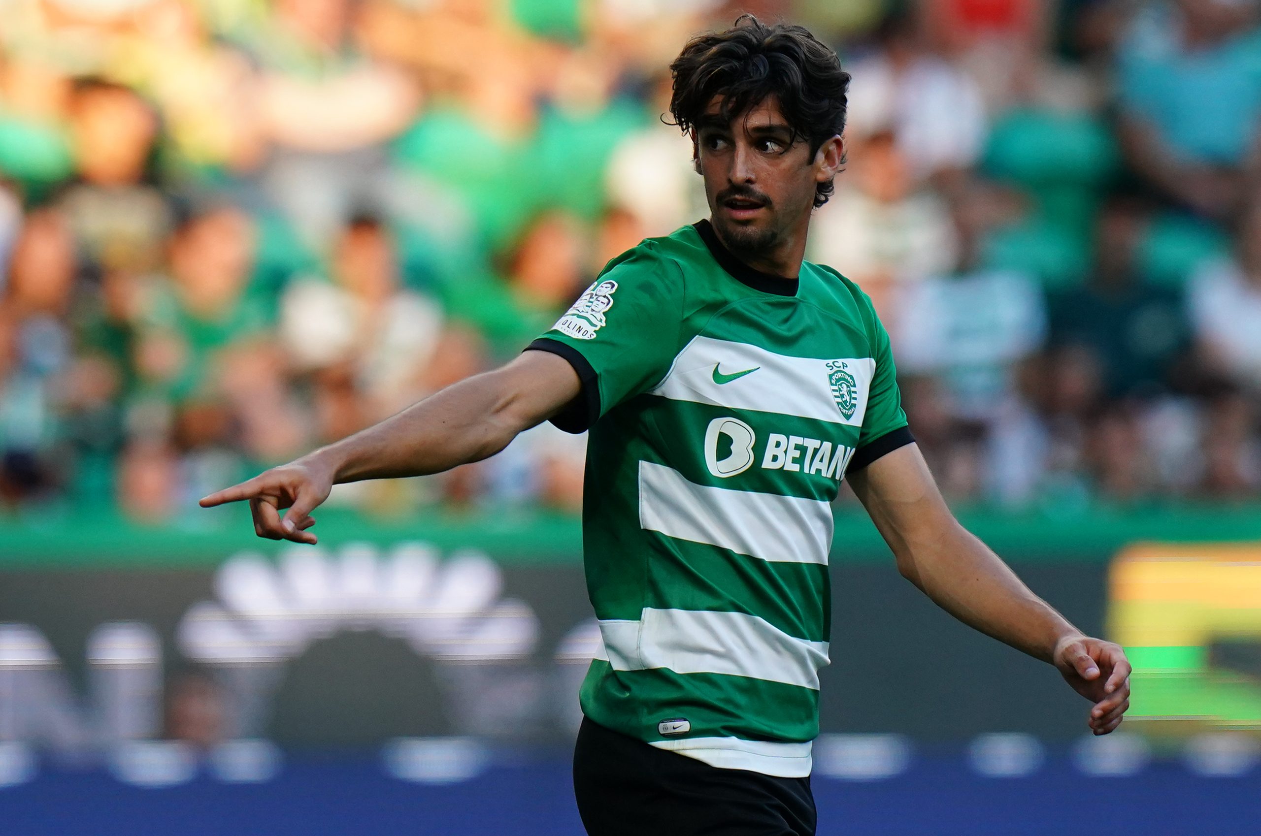 Angleterre : Duel entre Manchester City et Manchester United pour Francisco Trincao