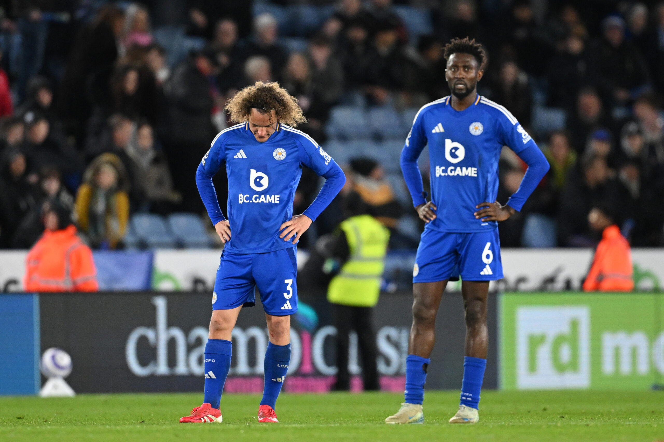 Angleterre : la bataille pour éviter la relégation en Premier League s’intensifie