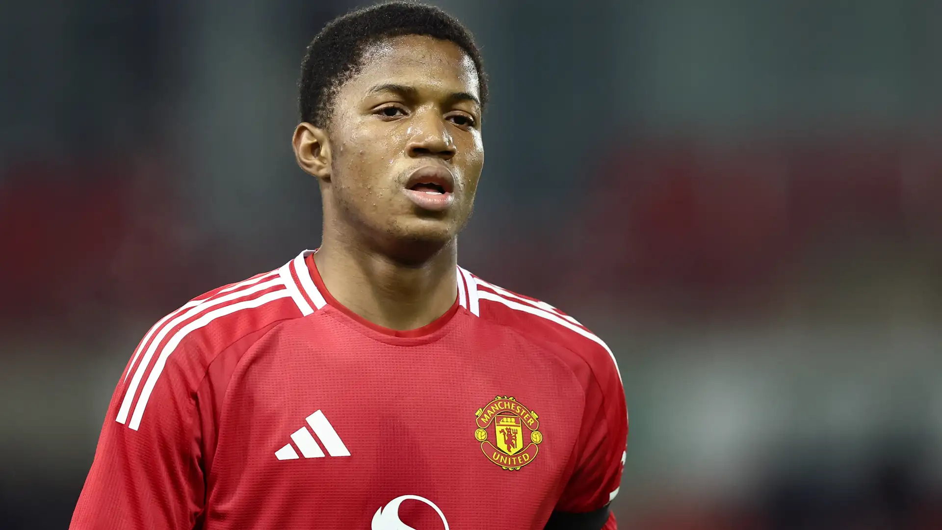 Comparaison flatteuse pour Chido Obi : l’ancien attaquant anglais Chris Sutton le voit comme le « prochain Wayne Rooney »