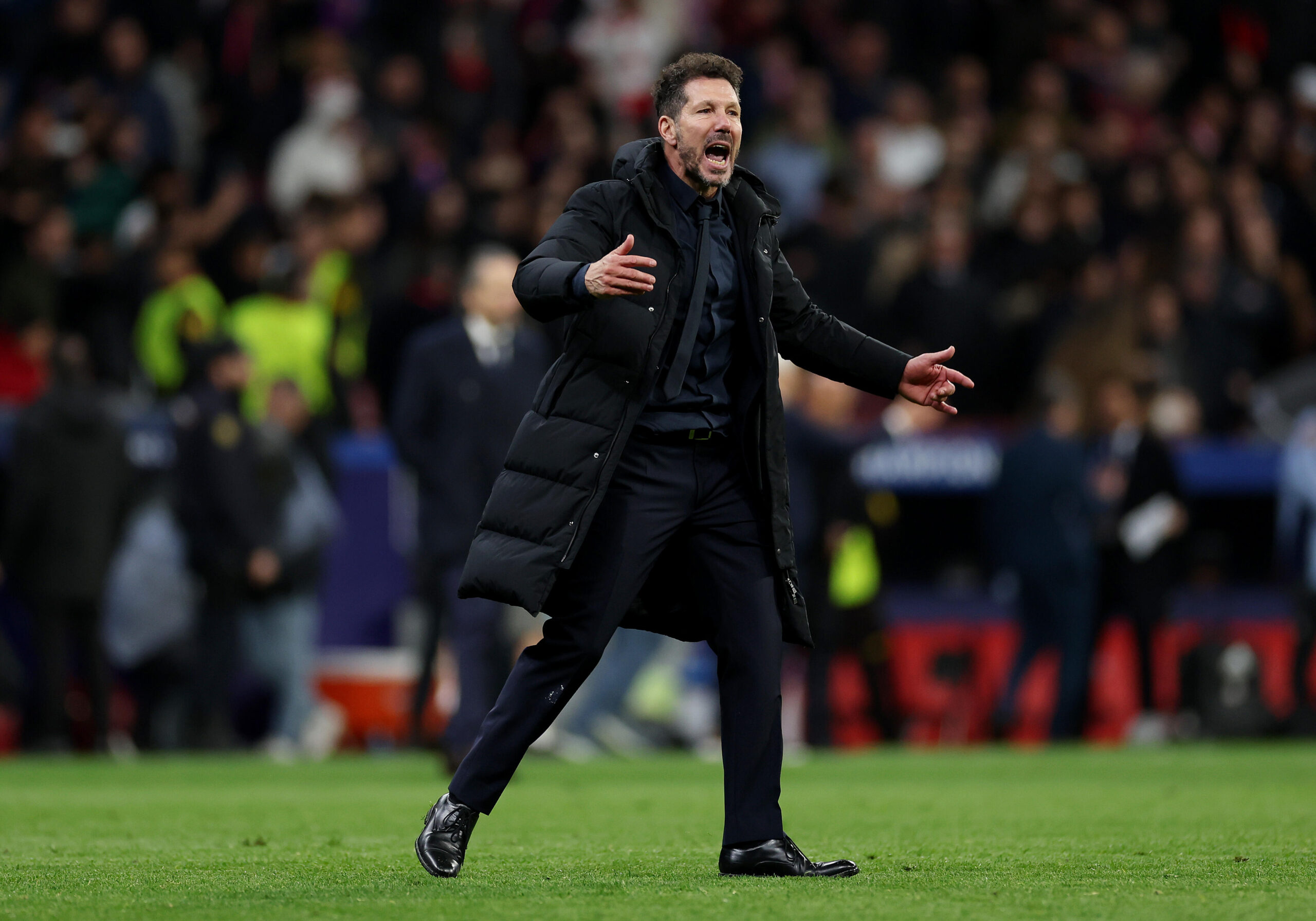 Controverse suite à l’élimination de l’Atletico : altercation entre Simeone et un journaliste