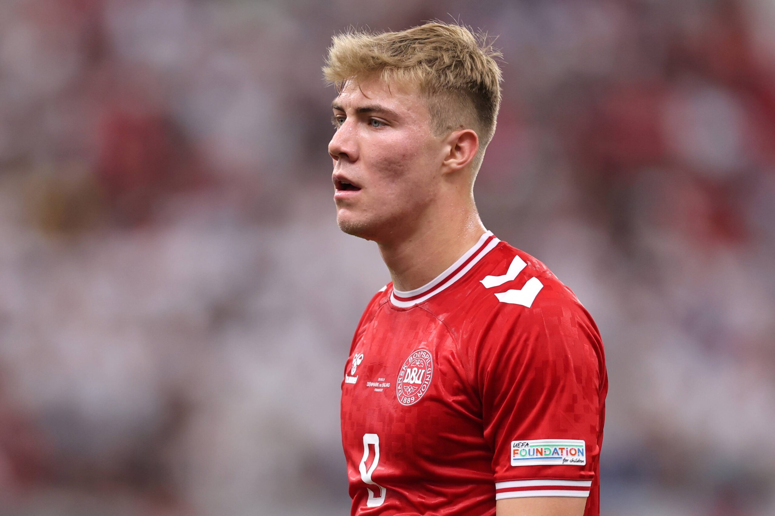 Danemark : Rasmus Hojlund évoque sa célébration à la Cristiano Ronaldo après sa victoire contre le Portugal