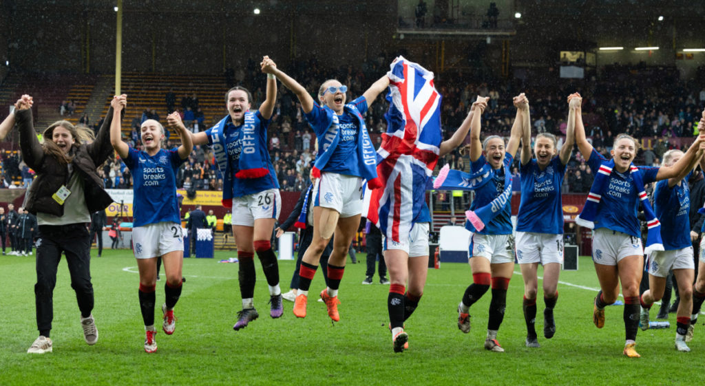 Écosse : Les Rangers remportent la Sky Sports Cup avec une victoire éclatante