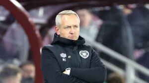 Écosse : Neil Critchley soutient Sander Kartum après une performance éclatante en Coupe