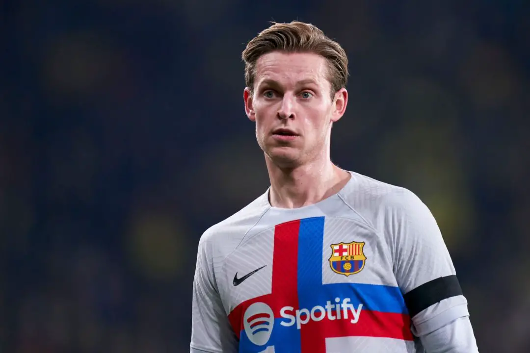 Espagne : Le FC Barcelone refuse une offre de 65 M€ de Manchester United pour Frenkie de Jong