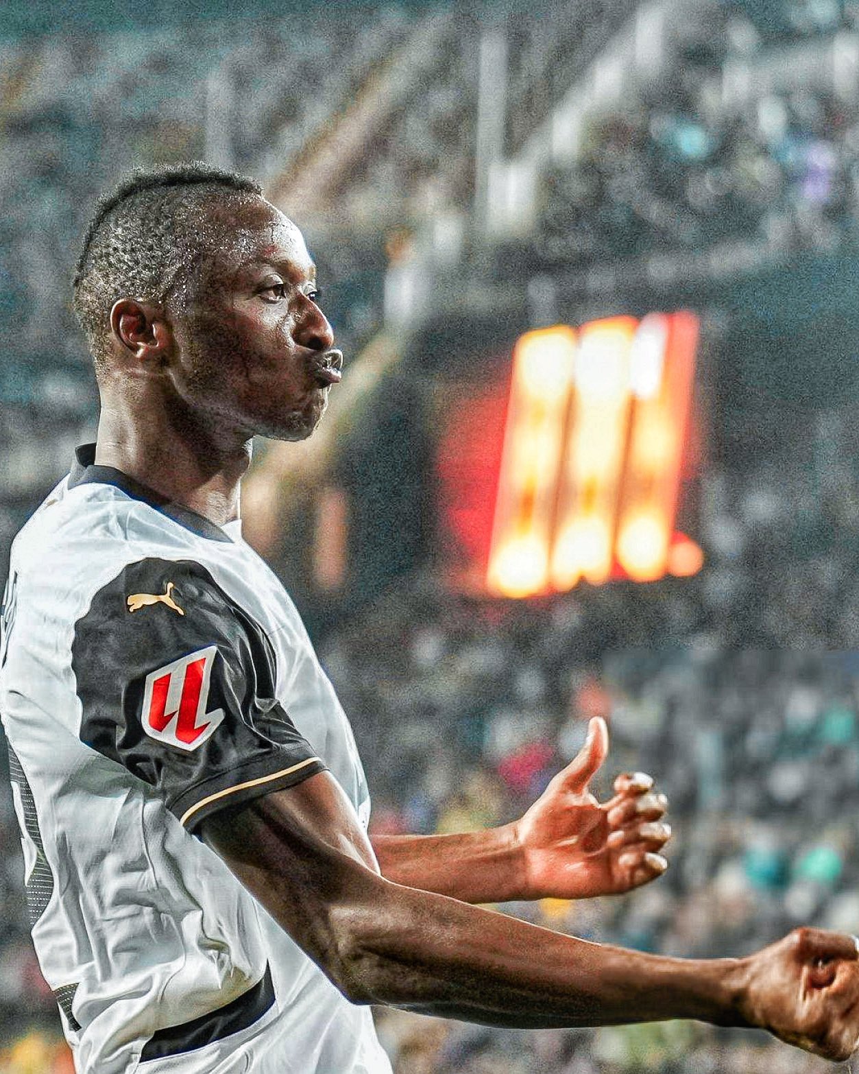 Espagne : L’entraîneur de Valence encense Umar Sadiq après une victoire importante