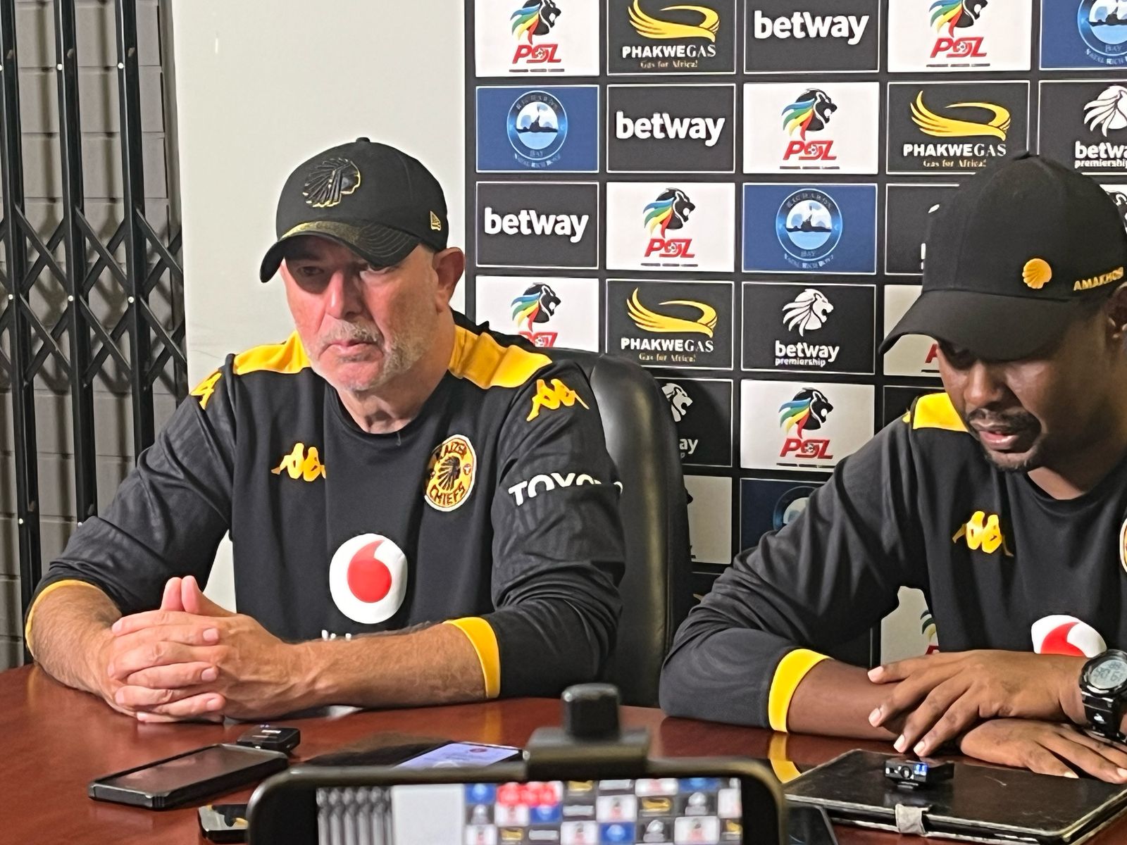 Le coach Nabi souligne le temps nécessaire pour reconstruire les Kaizer Chiefs