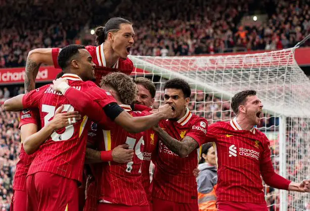 Le superordinateur prédit la date du sacre de Liverpool en Premier League