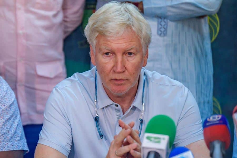 Les Émirats Arabes Unis courtisent Marc Brys : l’avenir du sélectionneur belge au Cameroun en question