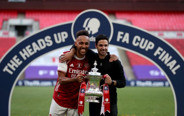 Les clubs de Premier League avec les plus longues périodes sans trophée majeur