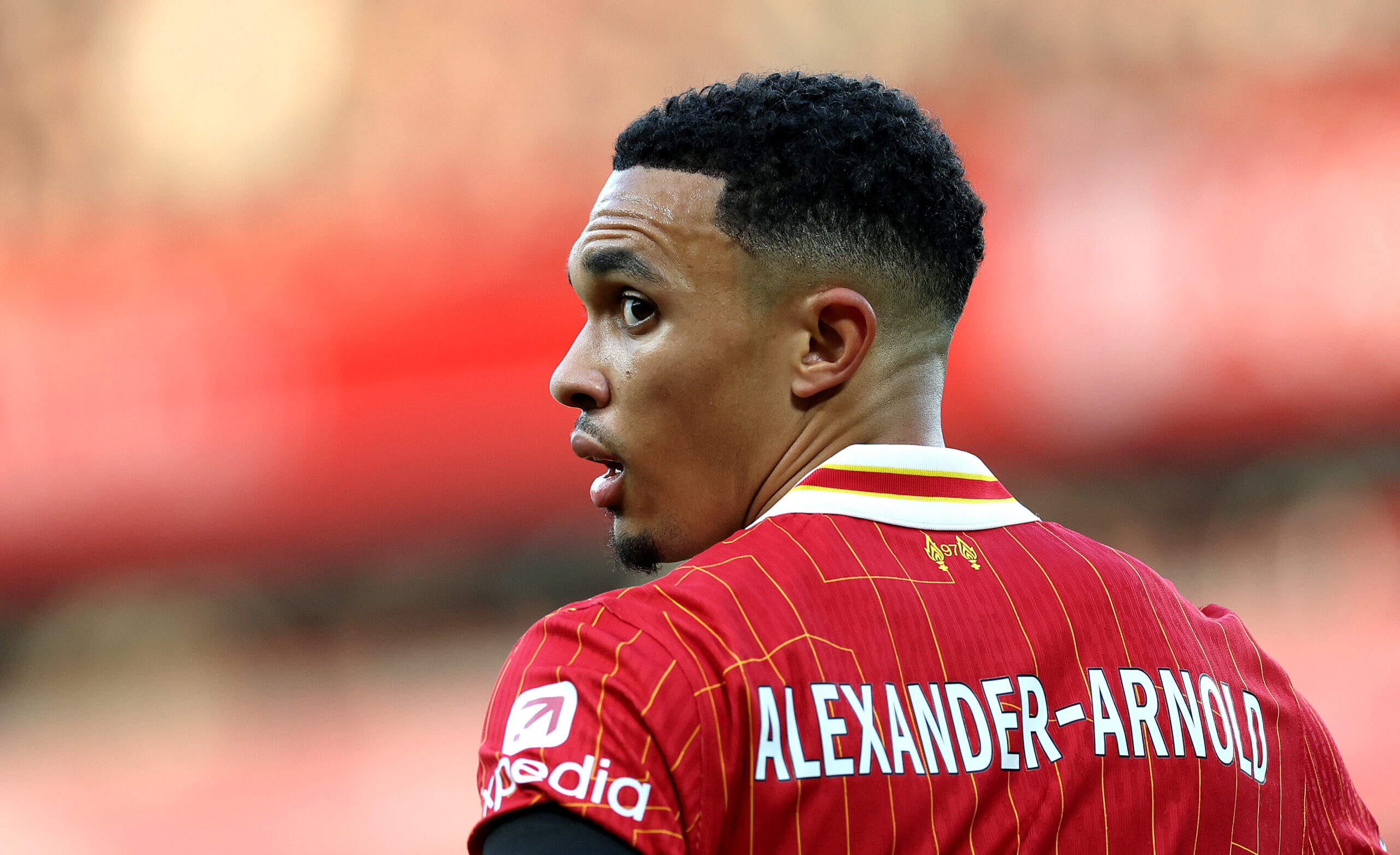 Liverpool critiqué pour la gestion de Trent Alexander-Arnold : des rumeurs de départ pour le Real Madrid s’intensifient