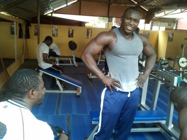 Modou Lô inaugure une salle de sport en Casamance