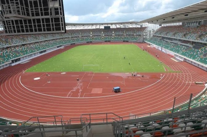 Nigeria : Ifeanyi Udeze critique le choix du stade Godswill Akpabio pour les Super Eagles