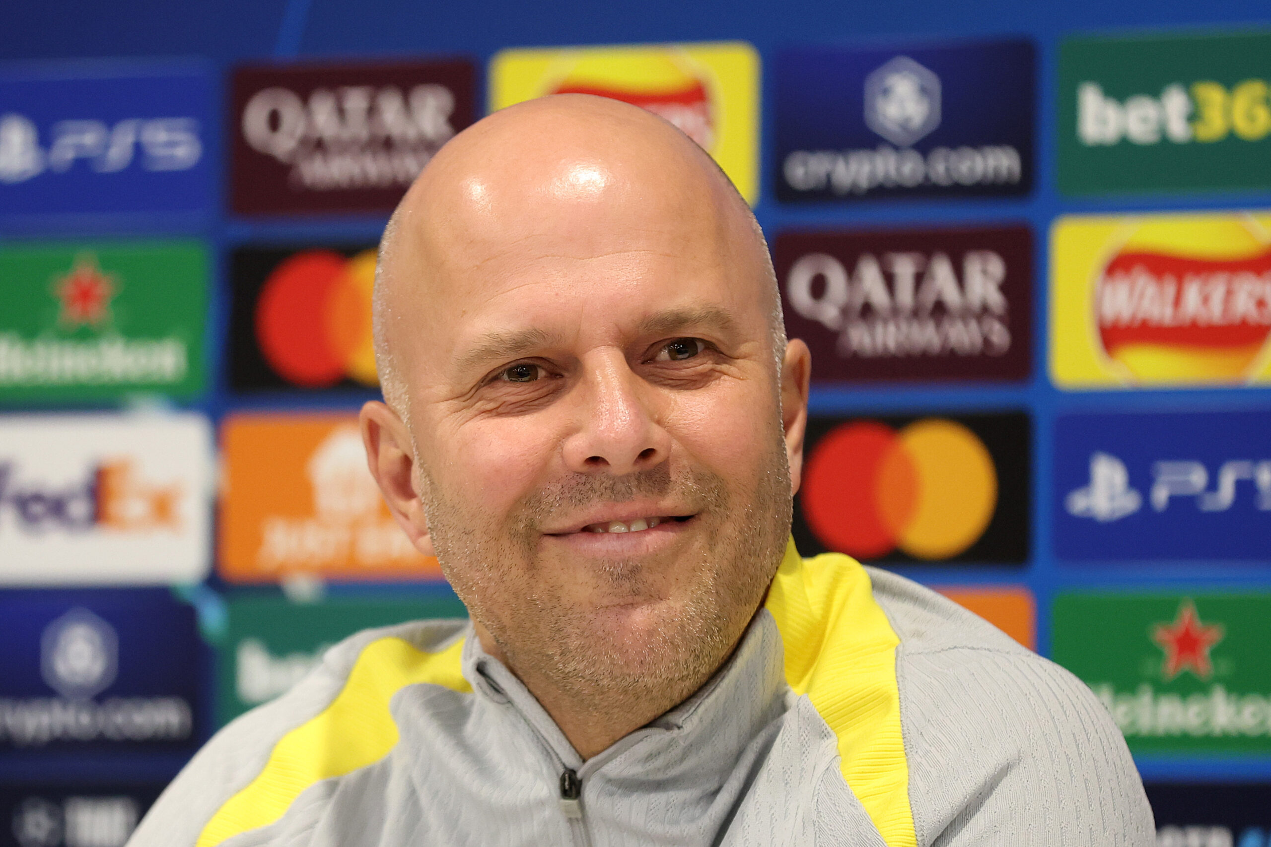 Pays-Bas : Arne Slot annonce un retour clé avant la confrontation contre le PSG