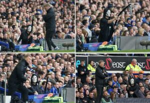 Royaume-Uni : Protestation des supporters de Manchester United avant le match contre Arsenal