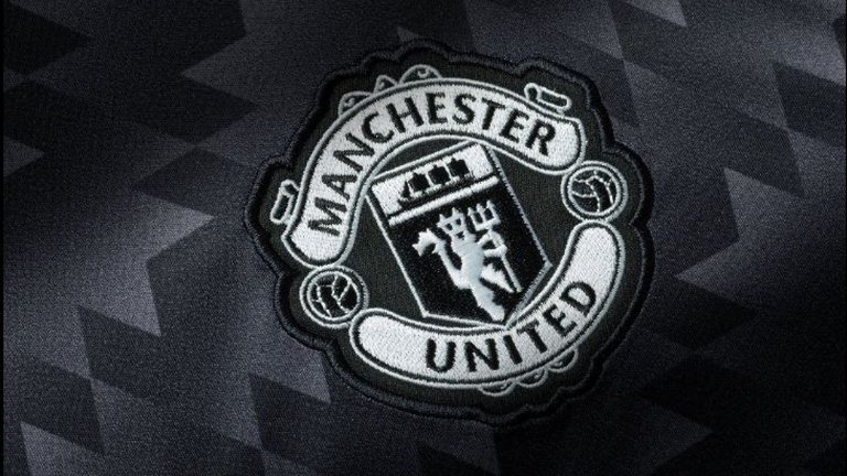 Royaume-Uni : Protestation des supporters de Manchester United avant le match contre Arsenal