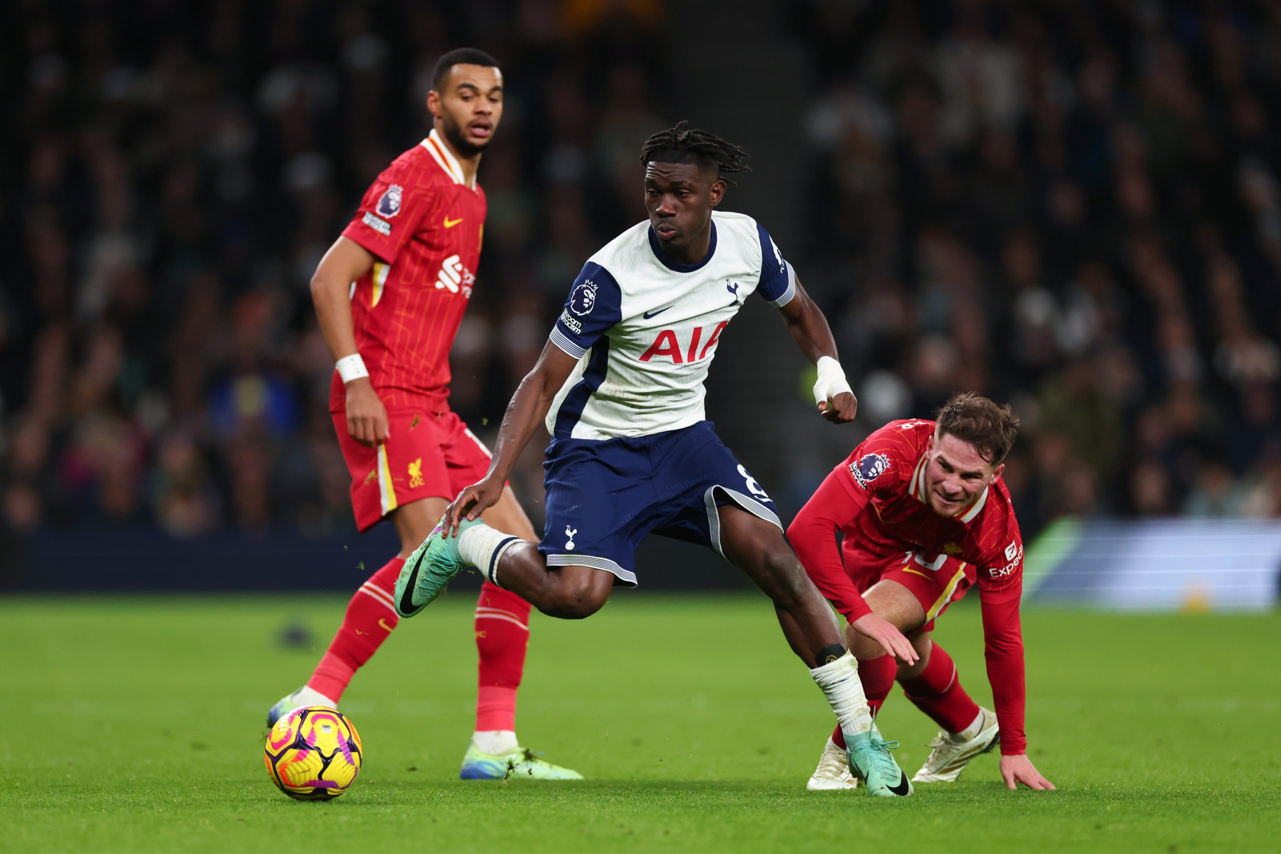 Royaume-Uni : Tottenham envisage de se séparer d’Yves Bissouma lors du prochain mercato