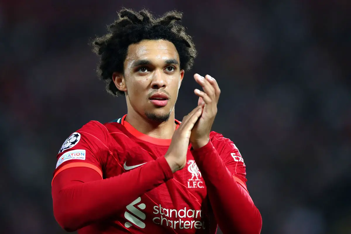 Royaume-Uni : Wayne Rooney révèle les tentations de Trent Alexander-Arnold vers le Real Madrid
