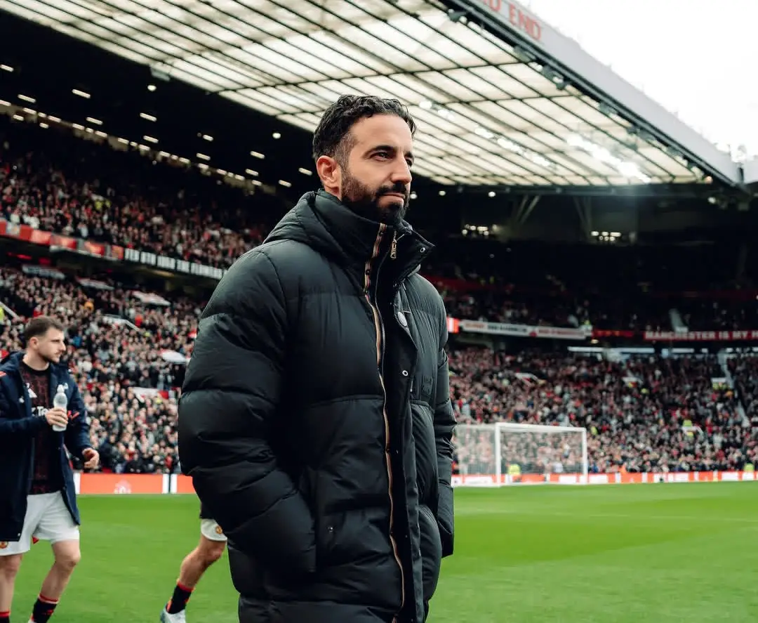 Ruben Amorim critique le manque de temps pour redresser Manchester United