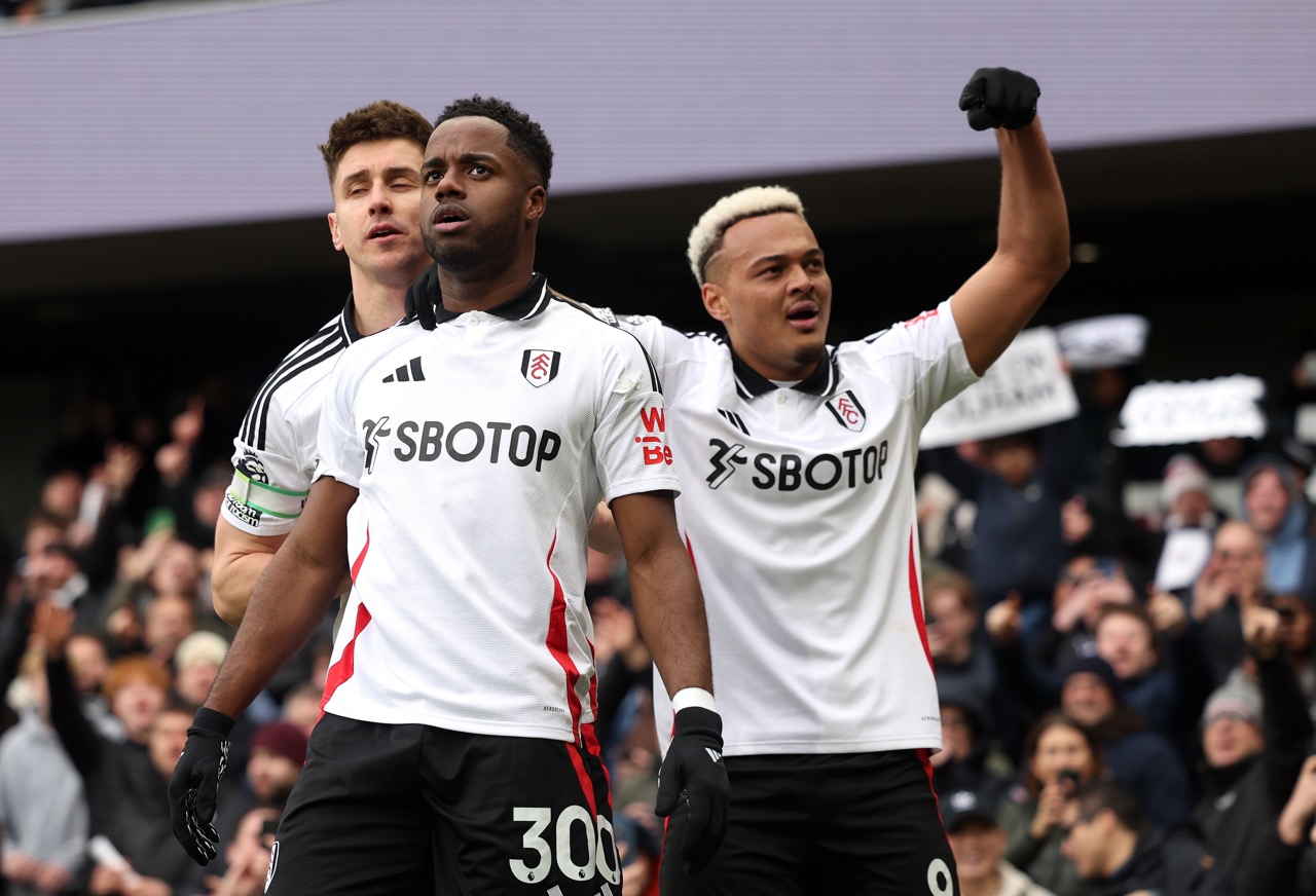 Ryan Sessegnon brille dans la victoire de Fulham contre Tottenham