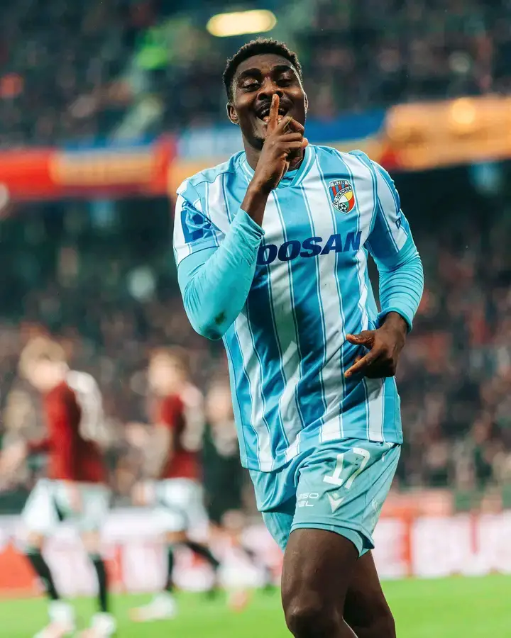 Tchéquie : Rafiu Durosinmi brille avec Viktoria Plzen contre Sparta Prague
