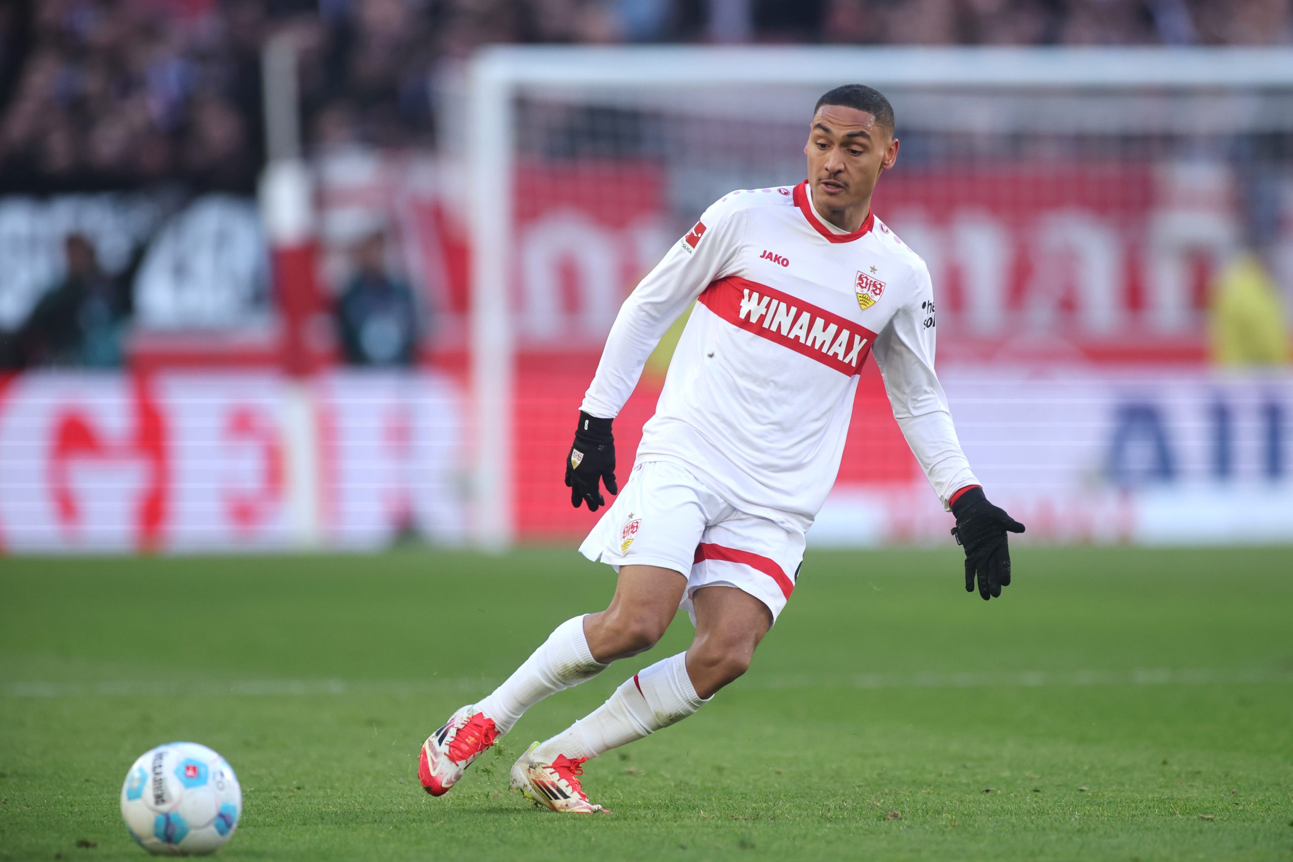 Tottenham considère le recrutement d’Enzo Millot pour la saison prochaine
