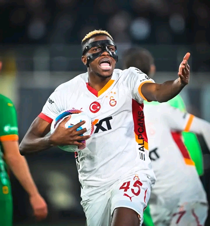 Turquie : Osimhen offre la victoire à Galatasaray contre Alanyaspor