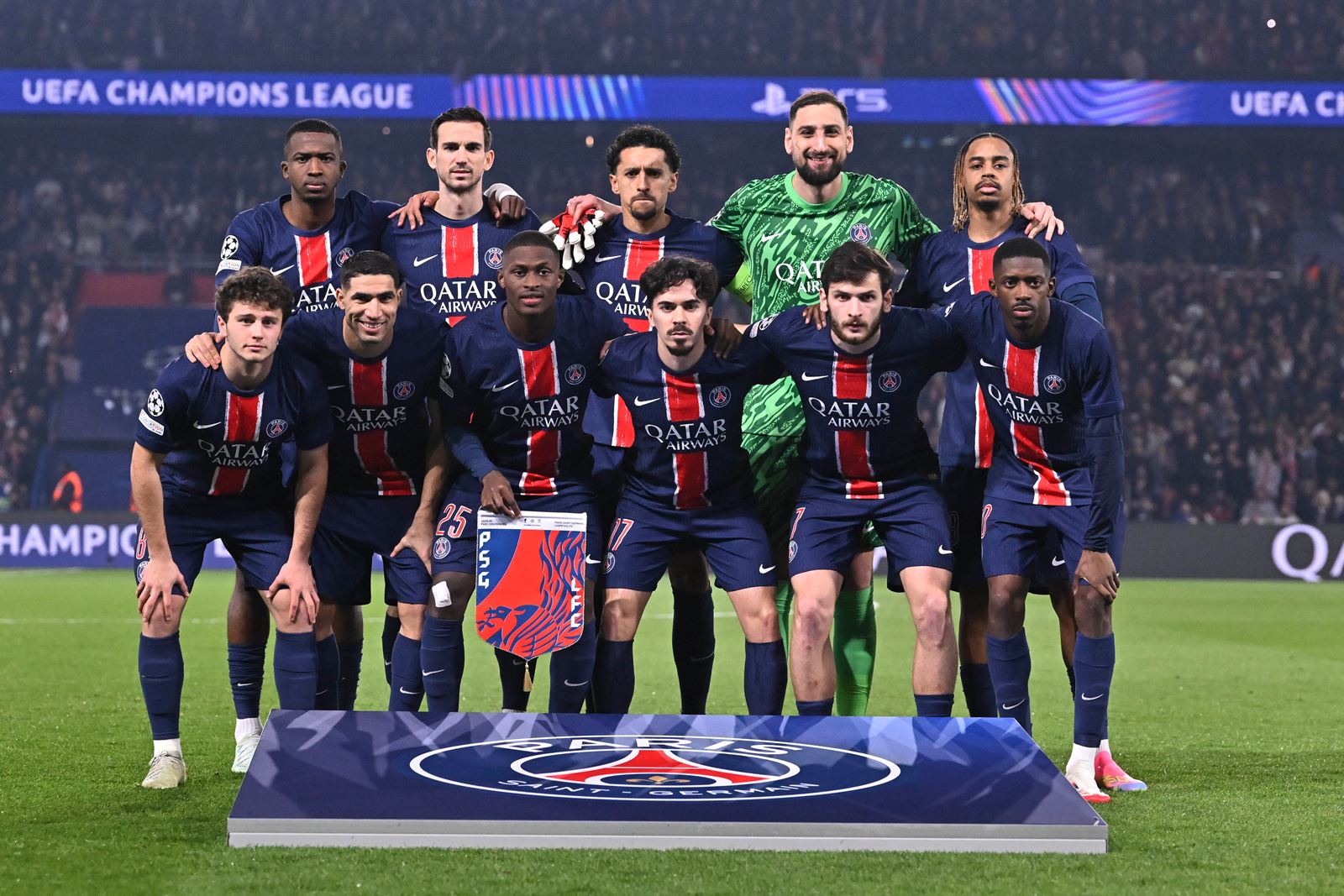 Willian Pacho optimiste après la défaite contre Liverpool en Ligue Europa