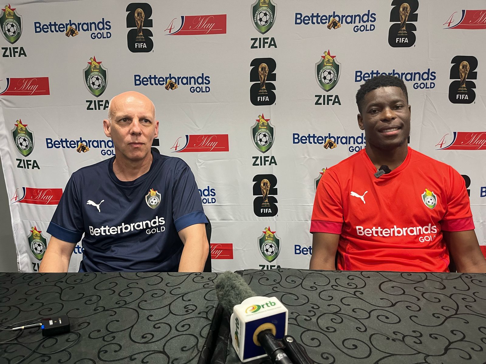 Zimbabwe : Le sélectionneur Michael Nees prépare son équipe pour un choc crucial contre le Nigeria